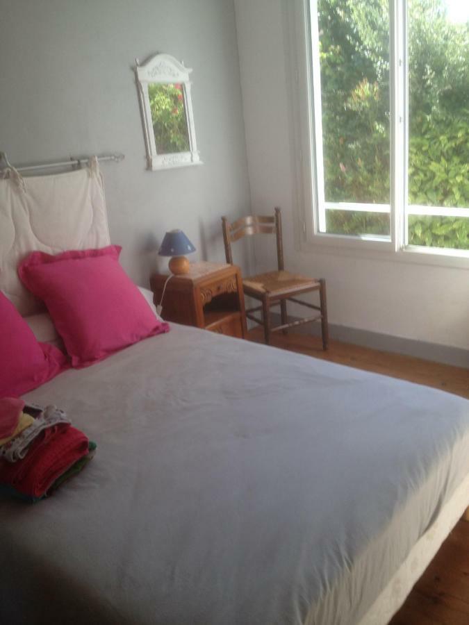 Hon-Ty Bed and Breakfast Groix Exteriör bild
