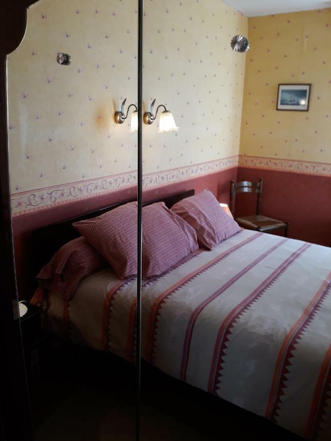 Hon-Ty Bed and Breakfast Groix Exteriör bild